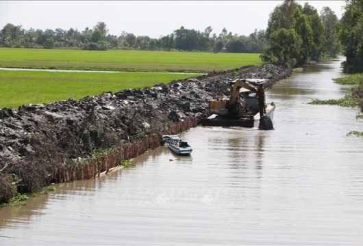 (BĐT) - Ban Quản lý Trung ương các dự án thủy lợi thuộc Bộ Nông nghiệp và Phát triển nông thôn vừa phê duyệt Kế hoạch lựa chọn nhà thầu giai đoạn lập báo cáo nghiên cứu tiền khả thi - Dự án Cải thiện hệ thống thủy lợi các tỉnh ven biển Đồng bằng sông Cửu Long thích ứng với biến đổi khí hậu (JICA5).